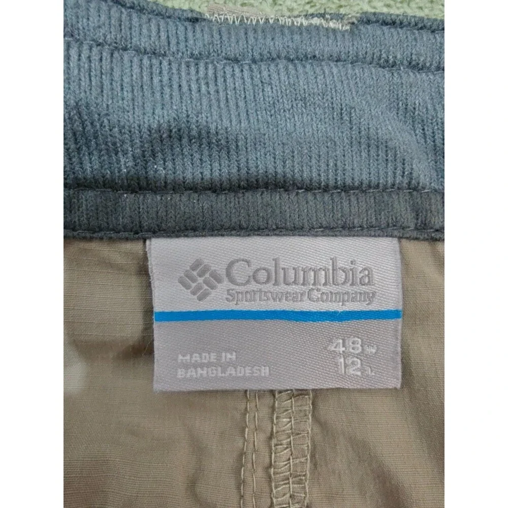 Columbia Mens 46 Beige Cargo Hiking Shorts Belted Nylon Outdoor Lightweight READ